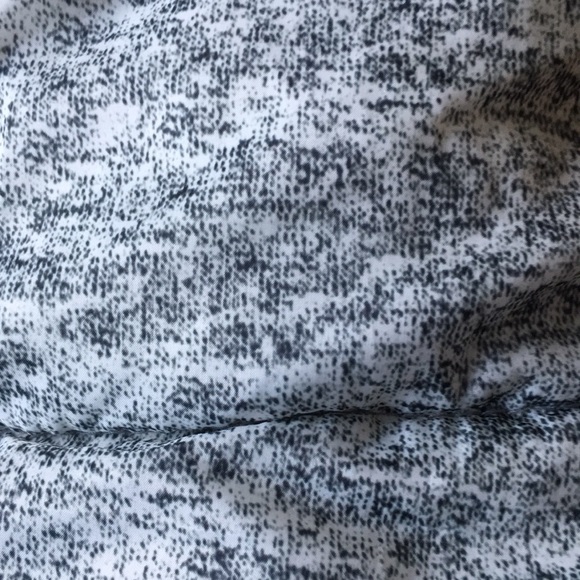 6-12 baby Gap grey& charcoal wash - Picture 5 of 5